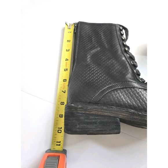 Free People Womens Leather Santa Fe Lace-Up Boot in Black Embossed US 10 40 - Picture 10 of 15